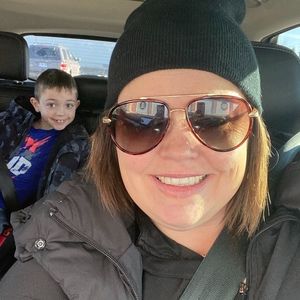 Meet your Posher, Lindsay